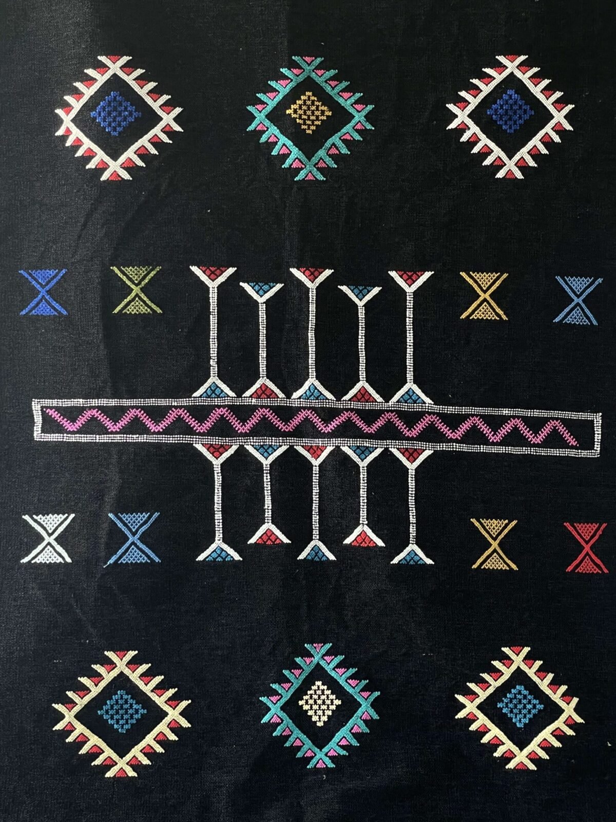 Tapis Berbère Authentique Laine Naturelle | Fait Main | 238x136 cm