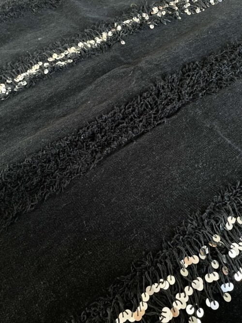 Mystérieuse Couverture Berbère Noire | Laine & Sequins | 221x125 cm