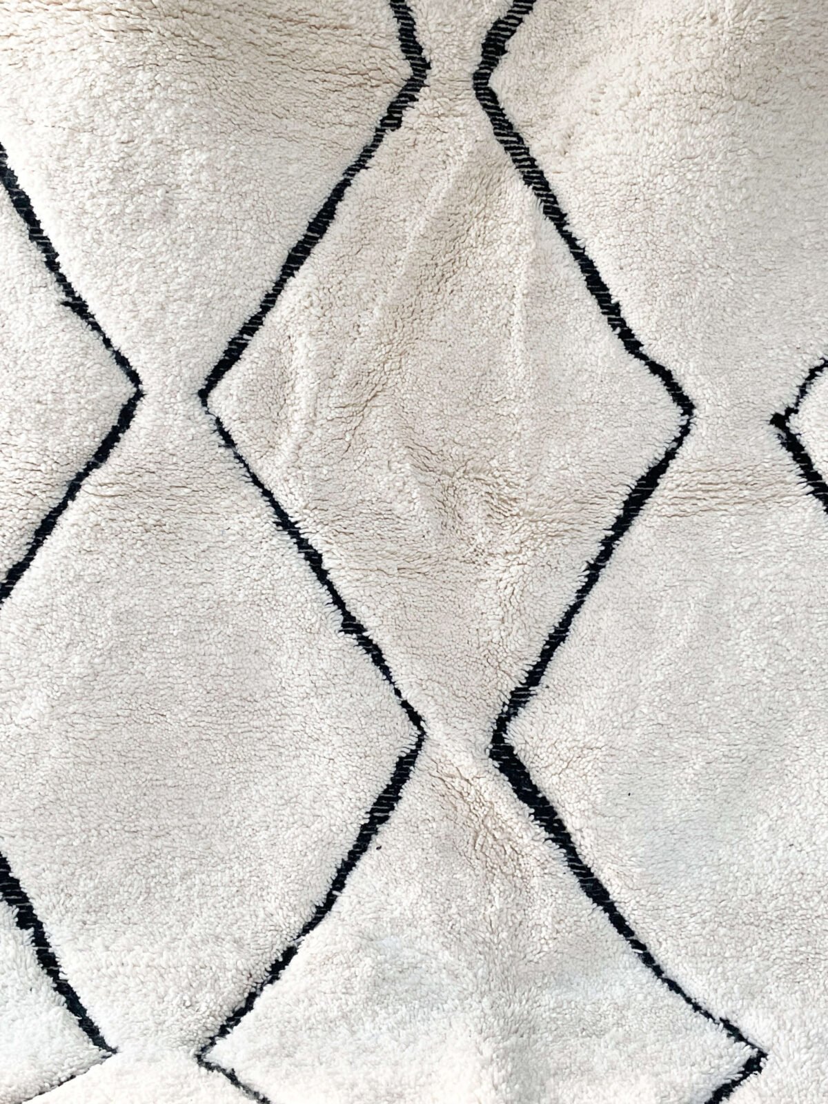Grand Tapis Berbère Laine Fait Main | 272x177cm | Pièce Unique