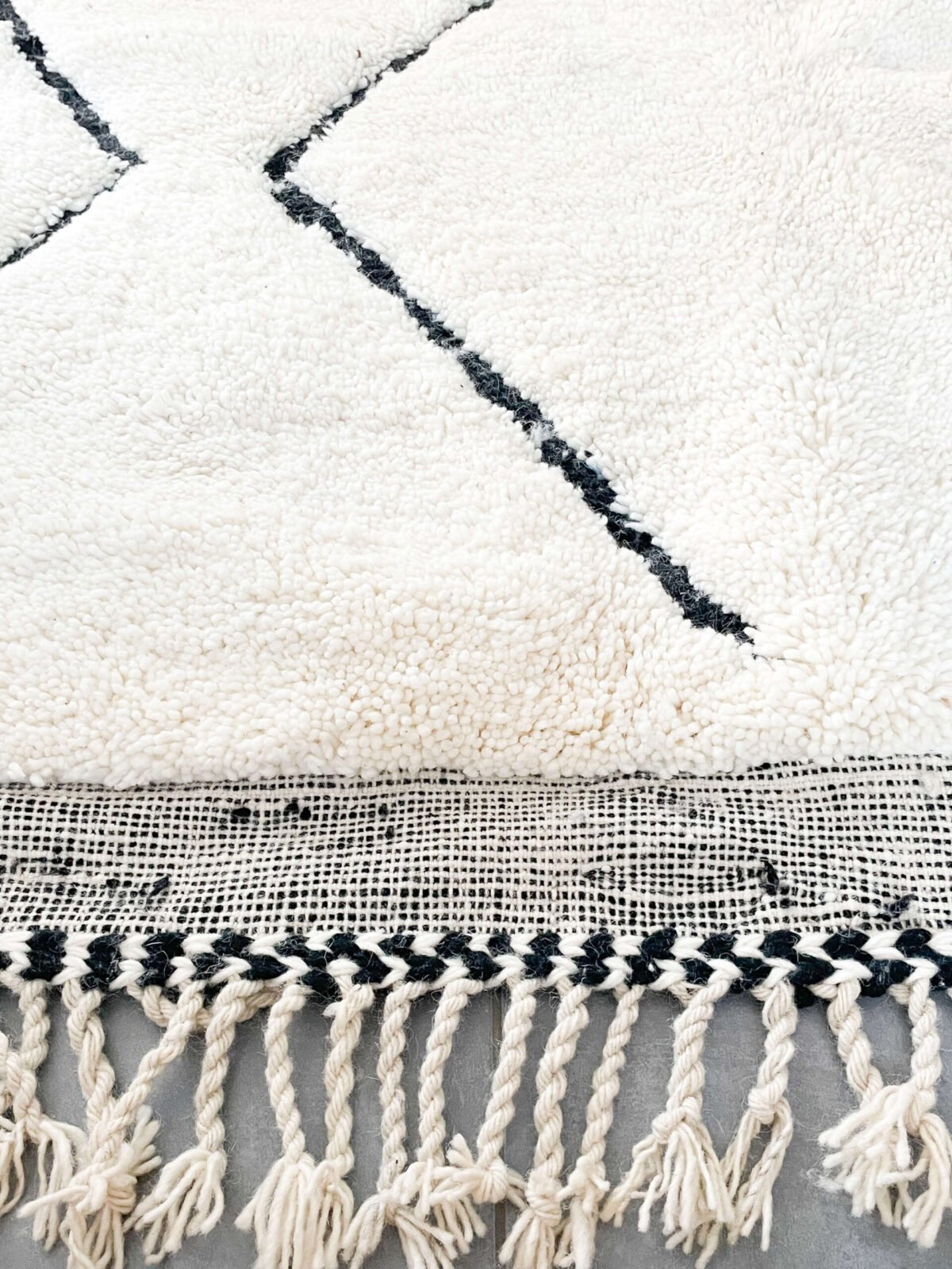 Grand Tapis Berbère Laine Fait Main | 272x177cm | Pièce Unique