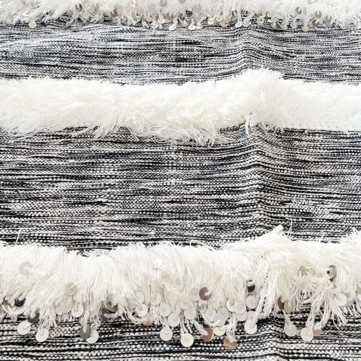 Charmante Couverture Berbère Grise | Laine & Sequins | 145x89 cm