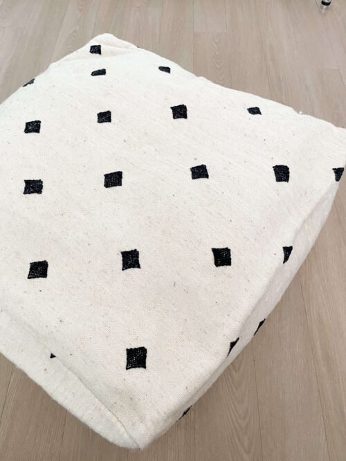 Pouf Laine Point Noir Berbère Moderne | 66x66x26cm | Fait Main