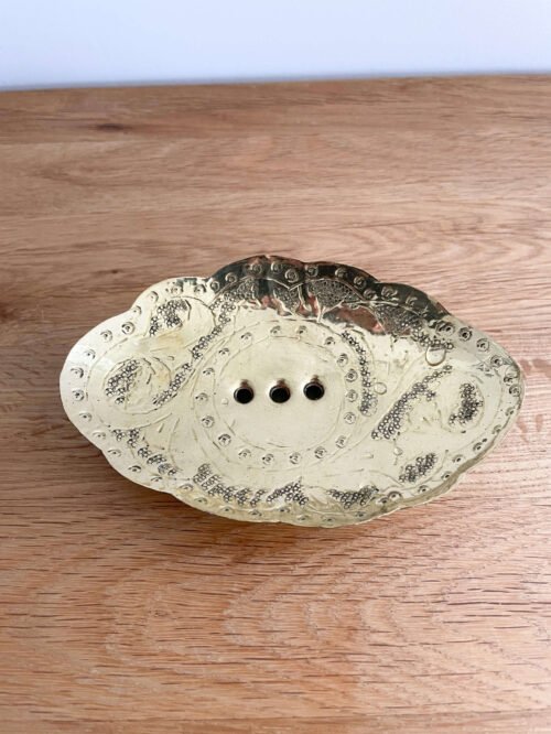 Porte-Savon Laiton Gravé Main | Design Élégant