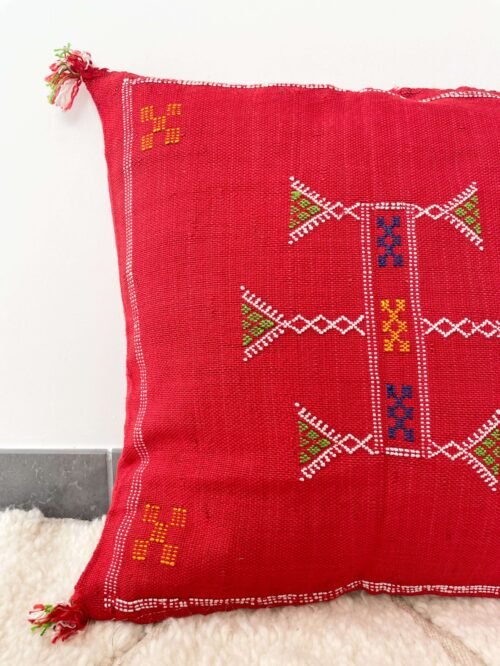 Coussin Sabra Rouge Berbère en Fibres Végétales | 46x42 cm