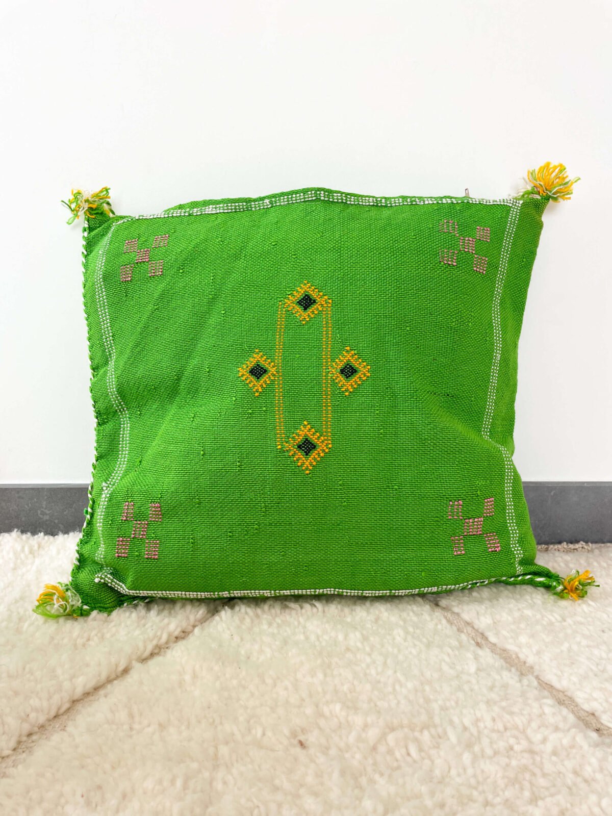 Coussin Sabra Vert Berbère en Fibres Végétales | 46x40 cm