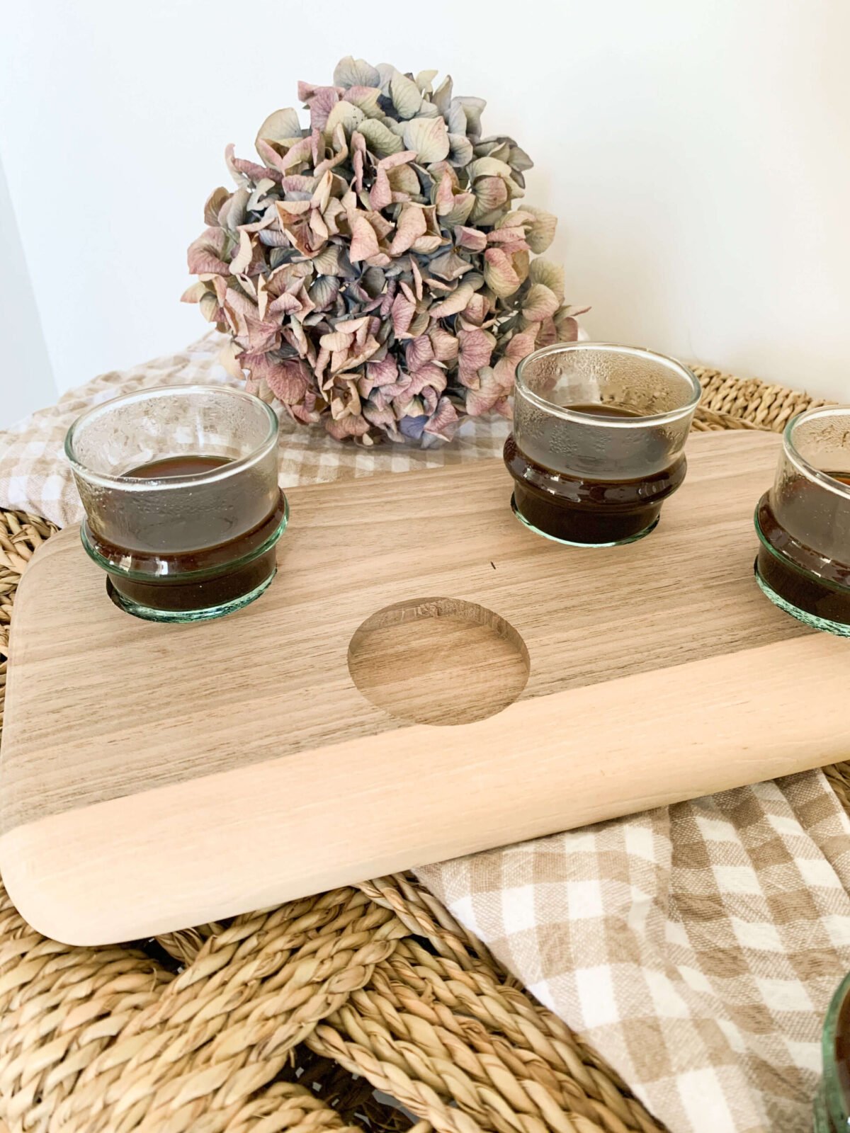 Plateau à Café en Noyer avec Empreintes | 40x16 cm