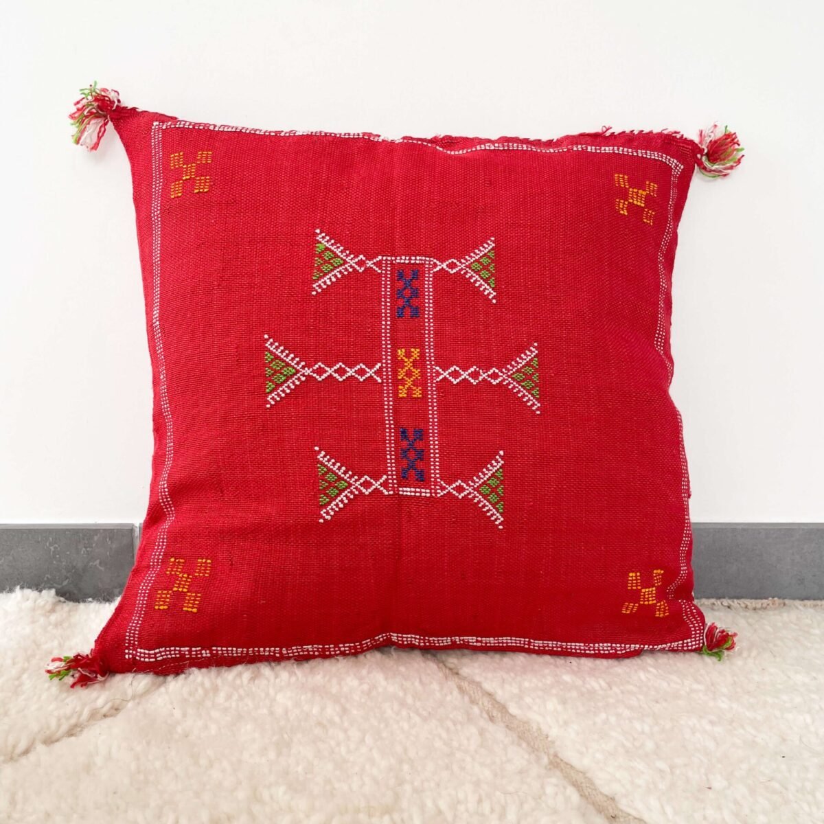 Coussin Sabra Rouge Berbère en Fibres Végétales | 46x42 cm