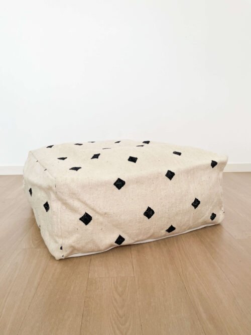 Pouf Laine Point Noir