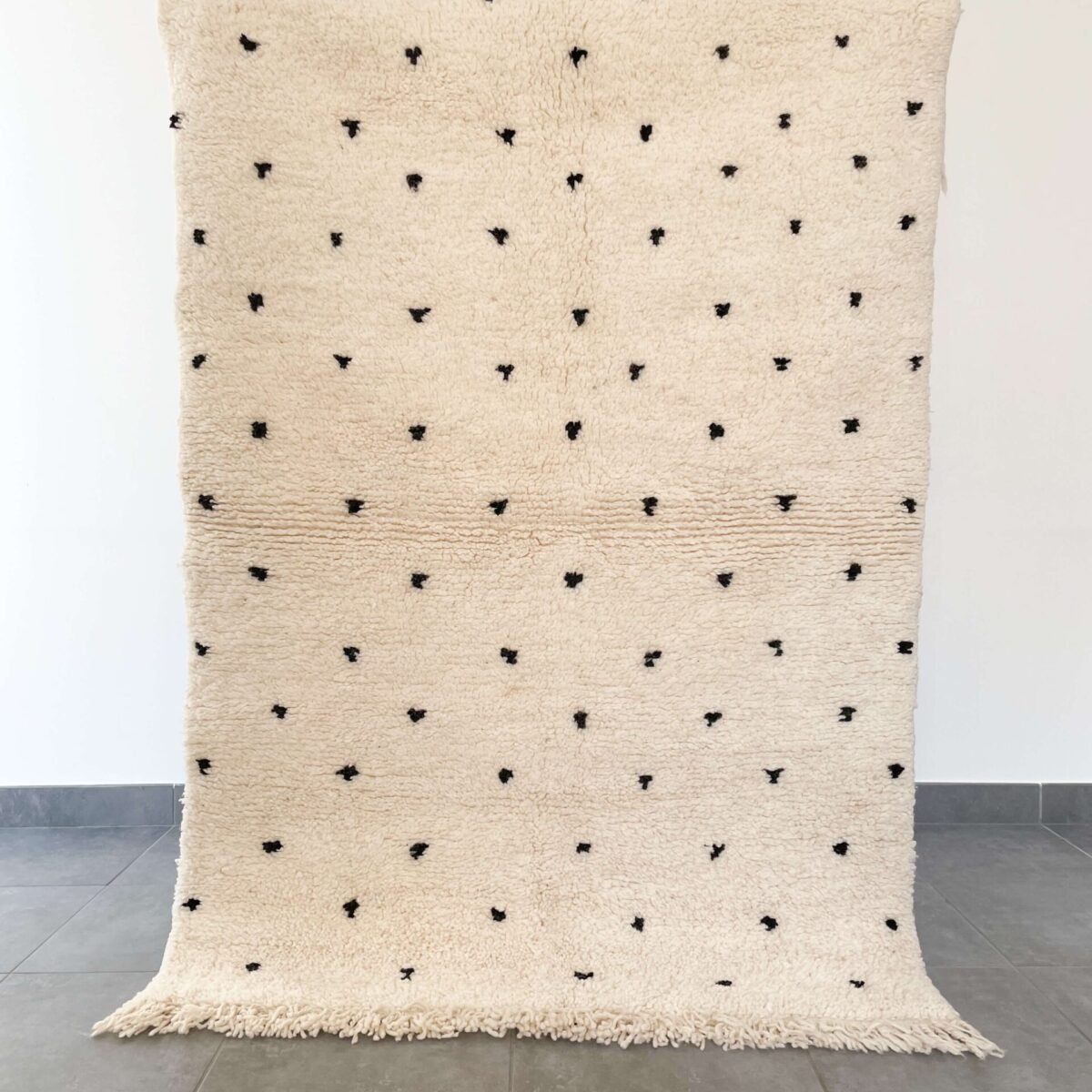 Tapis Berbère Beni Ouarain à Petits Pois | 104x146 cm ou 157x248 cm