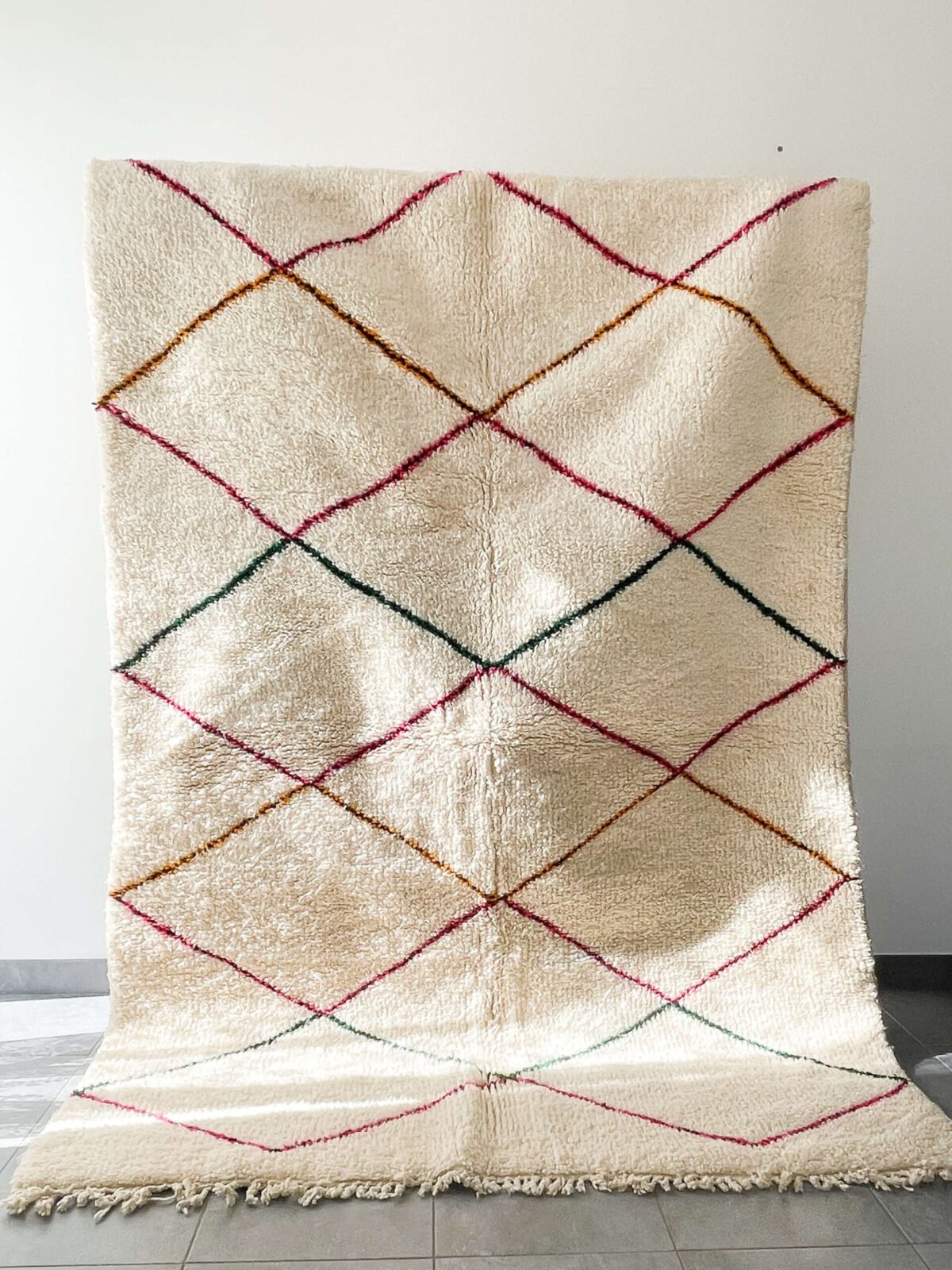 Tapis Berbère Marocain Fait Main | 233x157 cm | Laine Naturelle
