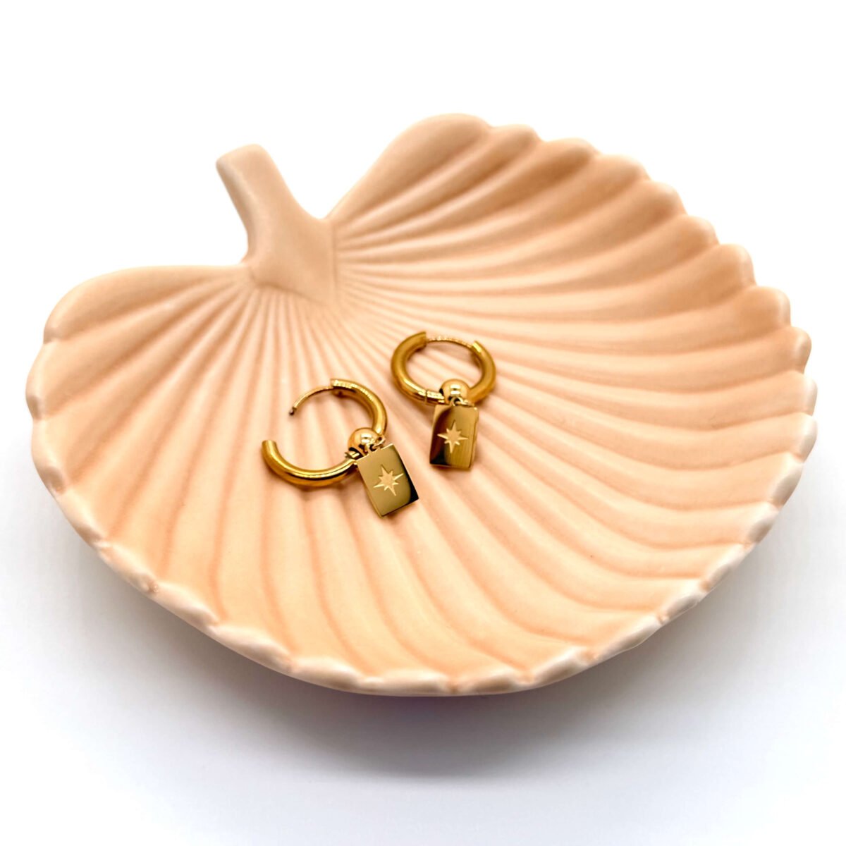 Boucle d'oreille doré