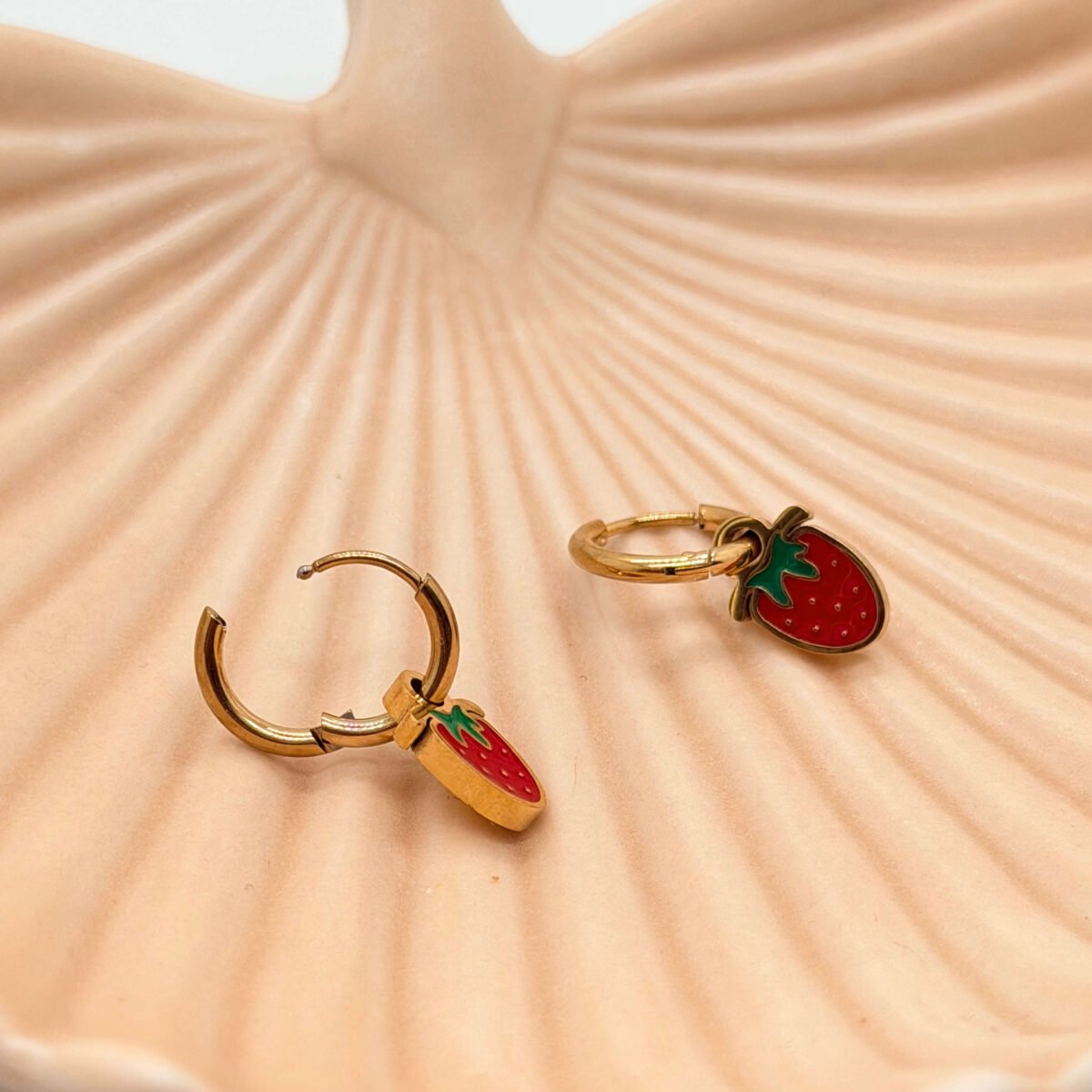 Boucles d'oreilles Fraise