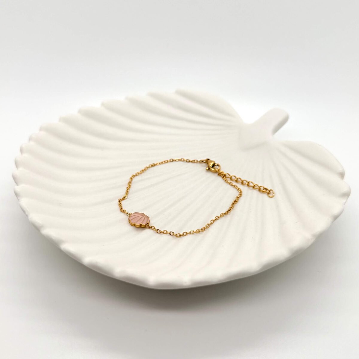 Bracelet doré a Coquillage