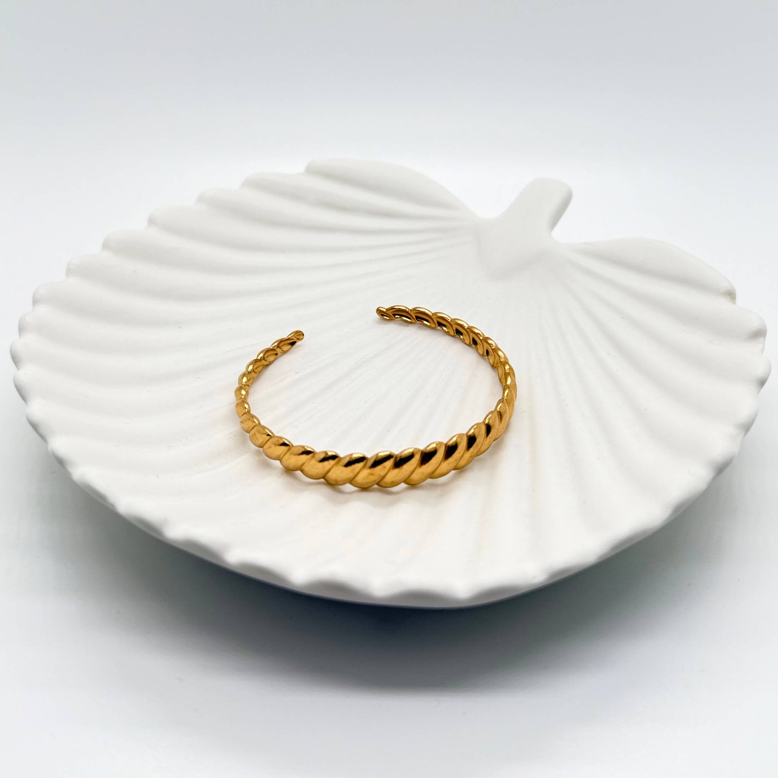 bracelet porter par femme